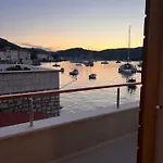 Sea House Skapulo *